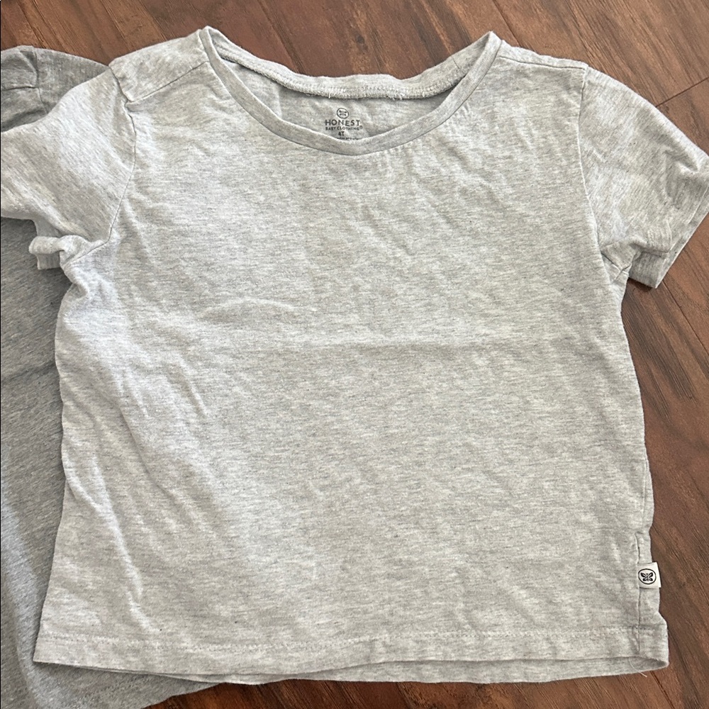 12 piece bundle size 4T - Picture 13 of 14